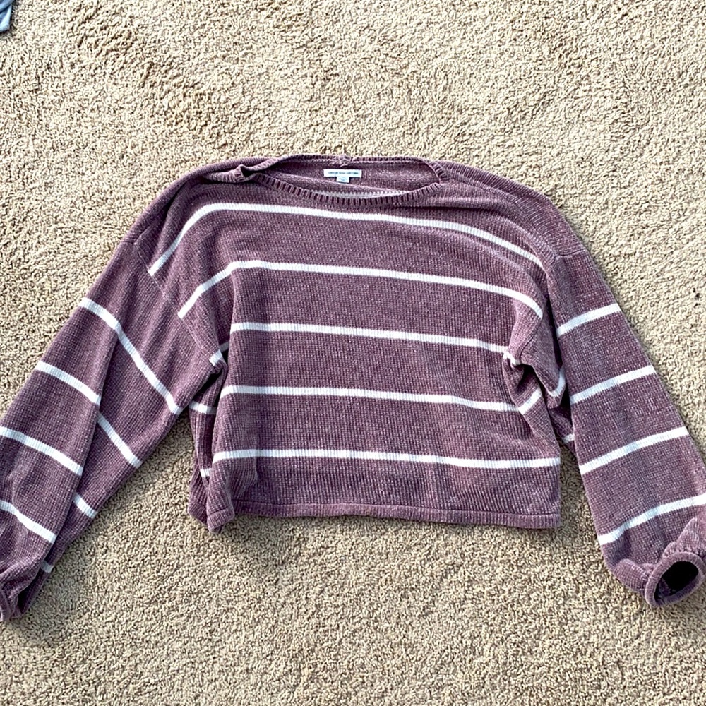 American Eagle Velvet Sweater